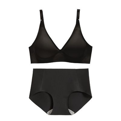 編まれたRacerback継ぎ目が無いV -首Braletteは3/4個のコップを押上るブラを肋骨で補強した