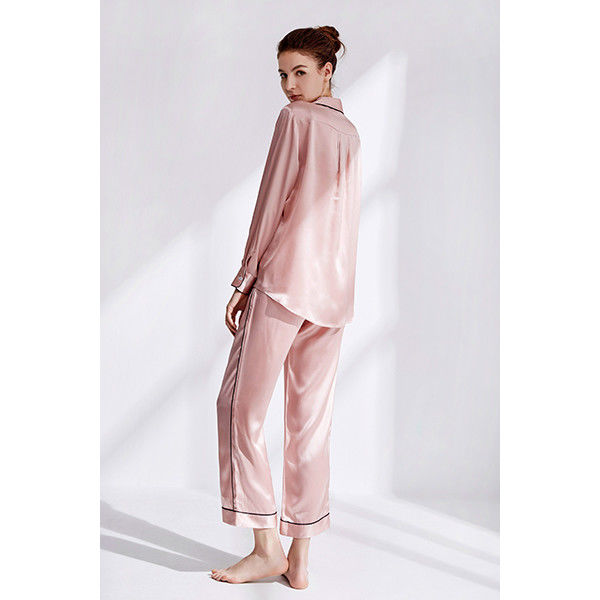 通気性の女性の膚触りがよいパジャマの寝間着の女性絹のNightwear 70cmの長さ